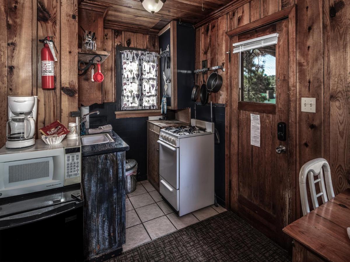 Apache Village 4, King Studio, Midtown, Sleeps 2 Ruidoso Ngoại thất bức ảnh